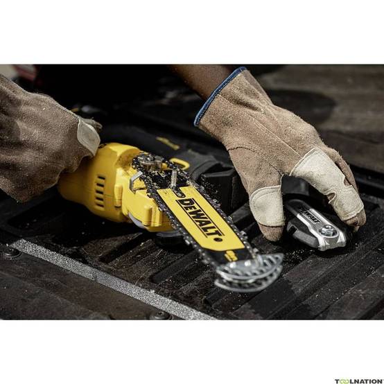 DEWALT XR 18V Gartenschere Kettensäge - Ohne Akku oder Ladegerät - DCMPS520N-XJ – Image 5