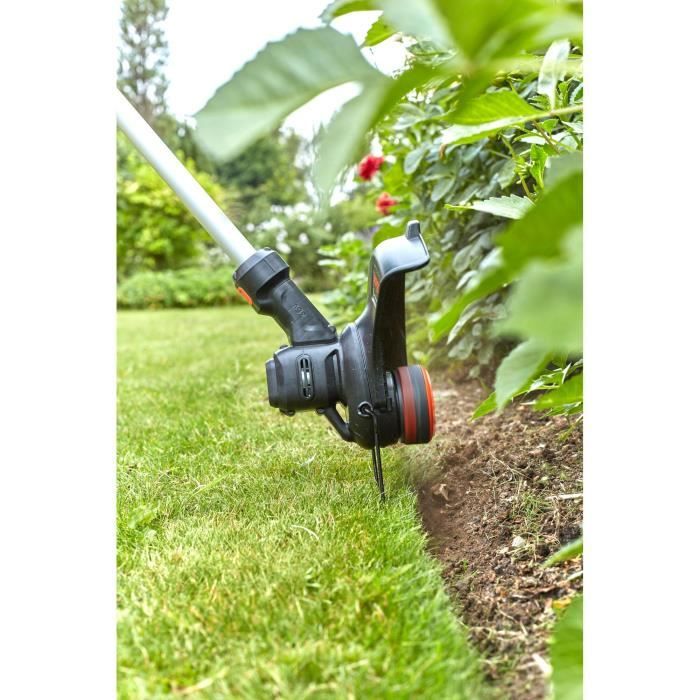 BLACK+DECKER Elektrischer Trimmer - BCSTE636L1-QW - 36V - 33cm - Mit 36V Batterie - Schwenkkopf - Teleskoprohr – Image 4